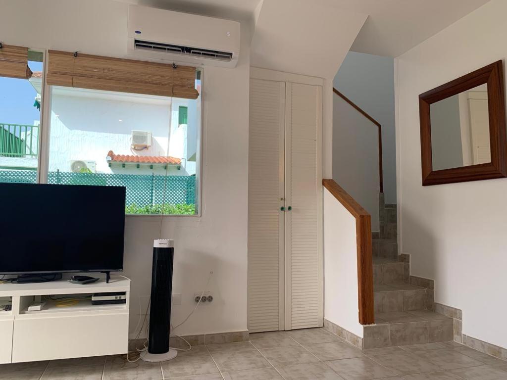 La Casa De La Playa San Agustin Apartment Маспаломас Екстериор снимка